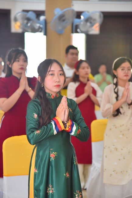 Wedding Ceremony at the pagoda