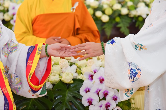 Wedding Ceremony at the pagoda