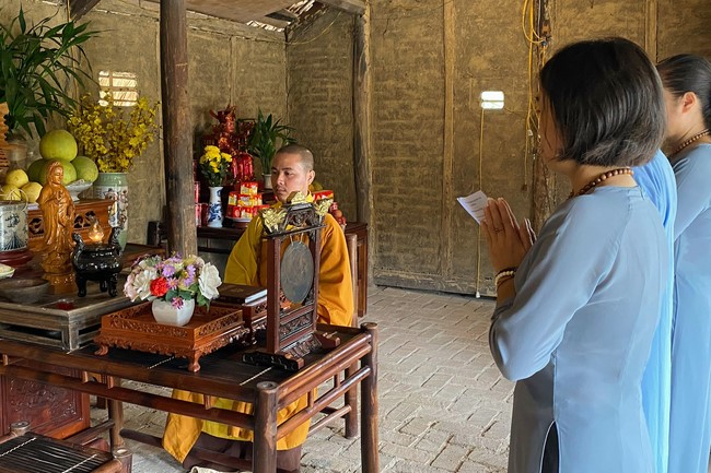 Three-Jewel Refuge Ceremony at Dai Co Viet Pagoda – Yen Bai