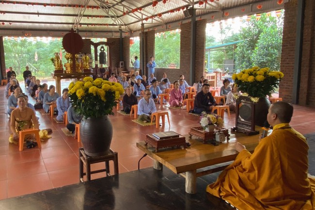 Three-Jewel Refuge Ceremony at Dai Co Viet Pagoda – Yen Bai
