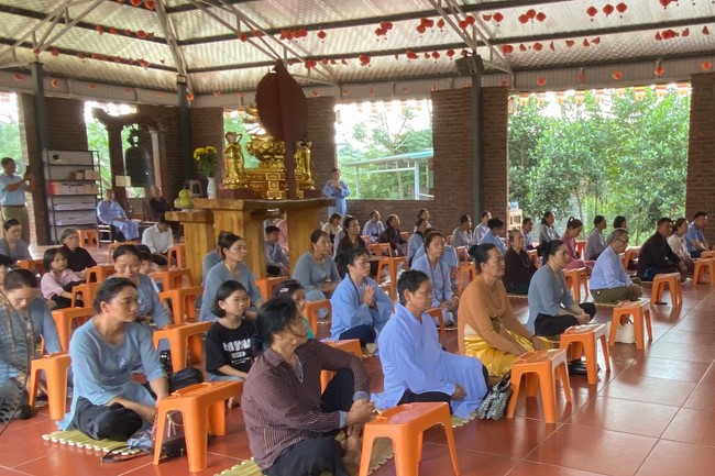 Three-Jewel Refuge Ceremony at Dai Co Viet Pagoda – Yen Bai