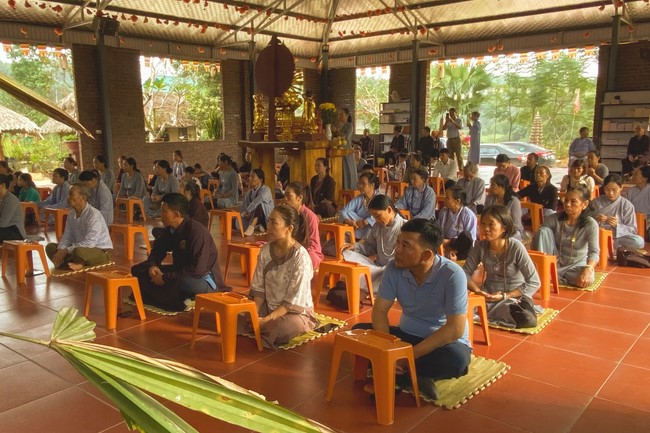 Three-Jewel Refuge Ceremony at Dai Co Viet Pagoda – Yen Bai