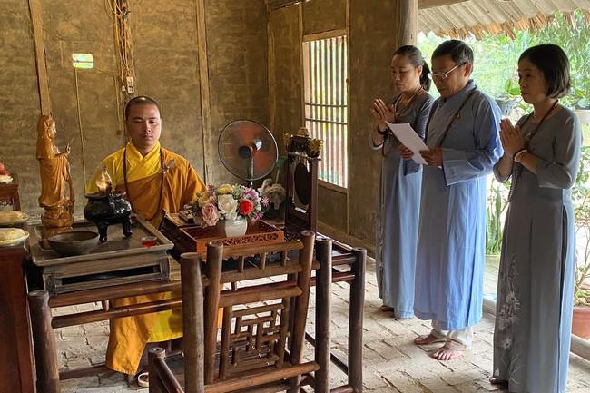 Three-Jewel Refuge Ceremony at Dai Co Viet Pagoda – Yen Bai