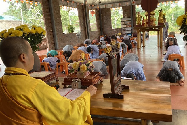 Three-Jewel Refuge Ceremony at Dai Co Viet Pagoda – Yen Bai