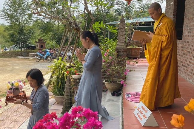 Three-Jewel Refuge Ceremony at Dai Co Viet Pagoda – Yen Bai