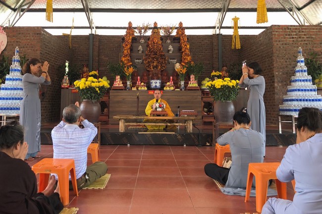 Three-Jewel Refuge Ceremony at Dai Co Viet Pagoda – Yen Bai