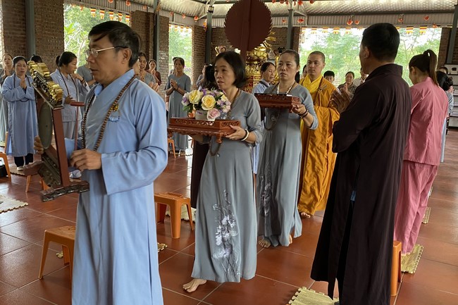Three-Jewel Refuge Ceremony at Dai Co Viet Pagoda – Yen Bai