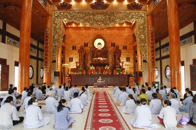 One-Day Practice at Giai Lam Pagoda - Ha Tinh