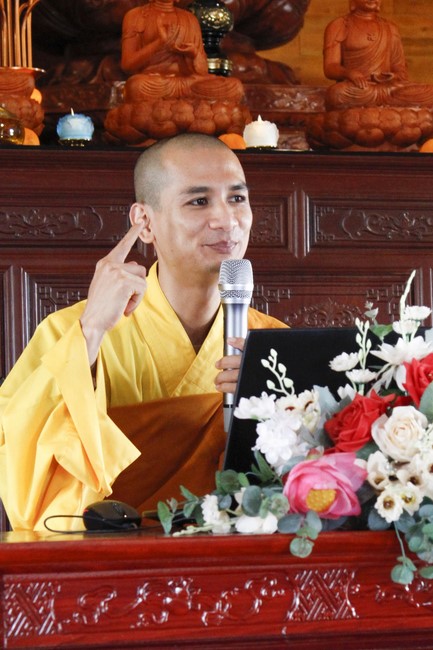 One-Day Practice at Giai Lam Pagoda - Ha Tinh