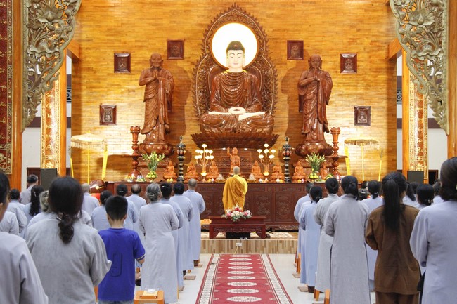 One-Day Practice at Giai Lam Pagoda - Ha Tinh