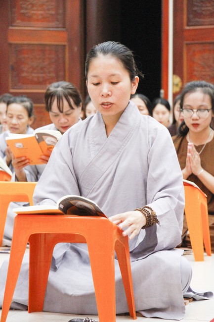 One-Day Practice at Giai Lam Pagoda - Ha Tinh