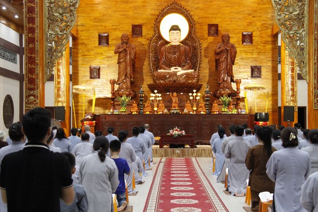 One-Day Practice at Giai Lam Pagoda - Ha Tinh