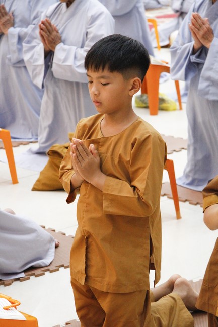 One-Day Practice at Giai Lam Pagoda - Ha Tinh