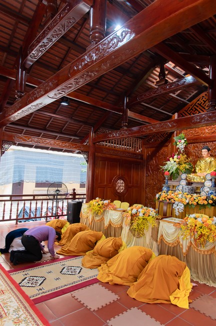 Wedding Ceremony at the pagoda