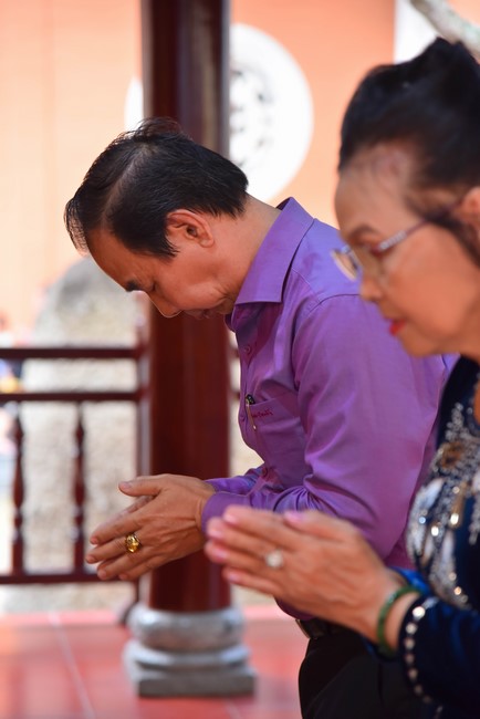 Wedding Ceremony at the pagoda