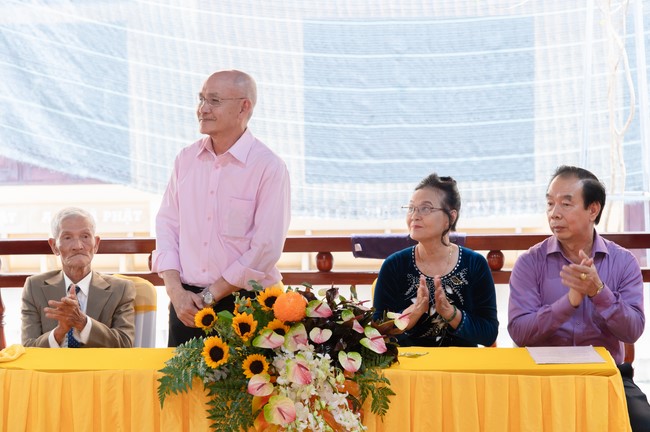 Wedding Ceremony at the pagoda