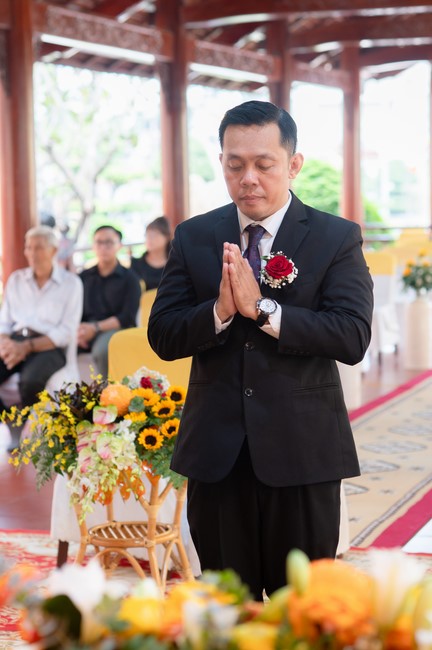 Wedding Ceremony at the pagoda