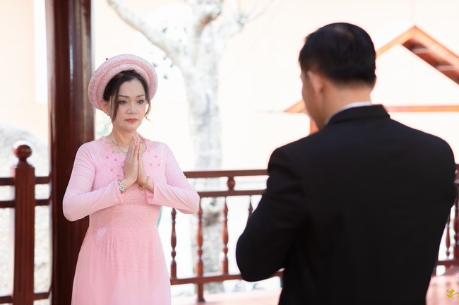 Wedding Ceremony at the pagoda