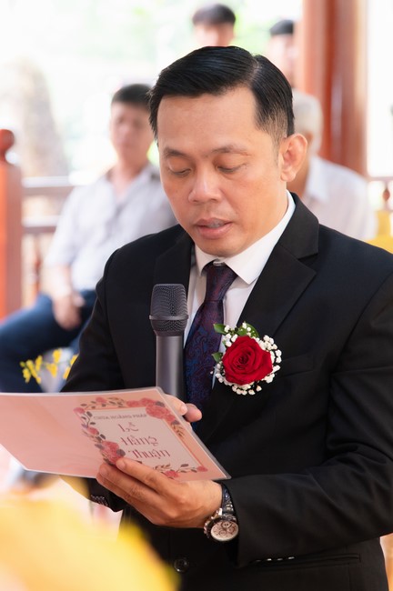 Wedding Ceremony at the pagoda