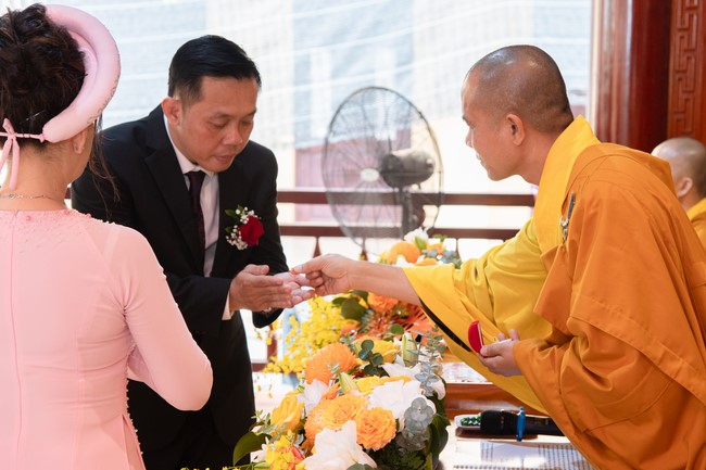 Wedding Ceremony at the pagoda