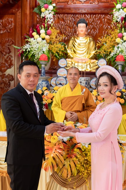 Wedding Ceremony at the pagoda