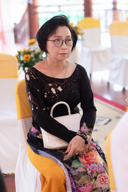 Wedding Ceremony at the pagoda