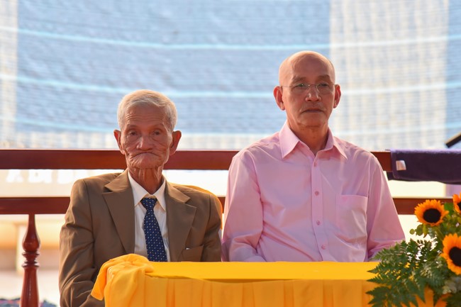 Wedding Ceremony at the pagoda