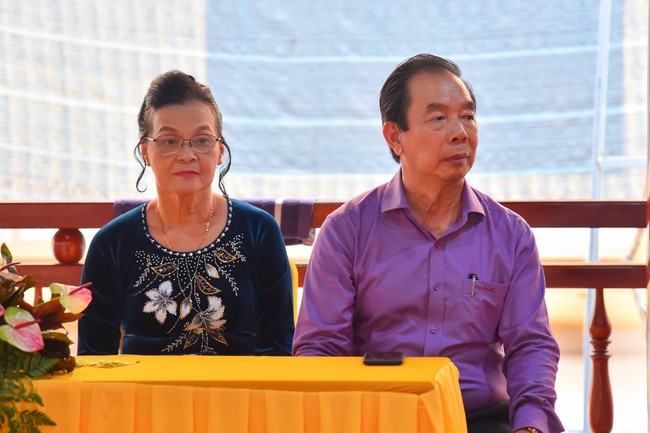 Wedding Ceremony at the pagoda