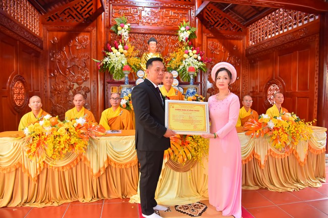 Wedding Ceremony at the pagoda