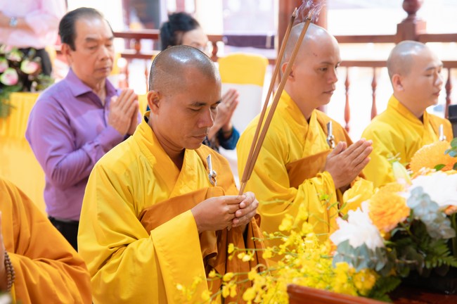 Wedding Ceremony at the pagoda