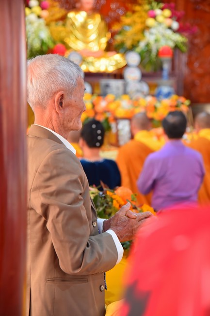 Wedding Ceremony at the pagoda