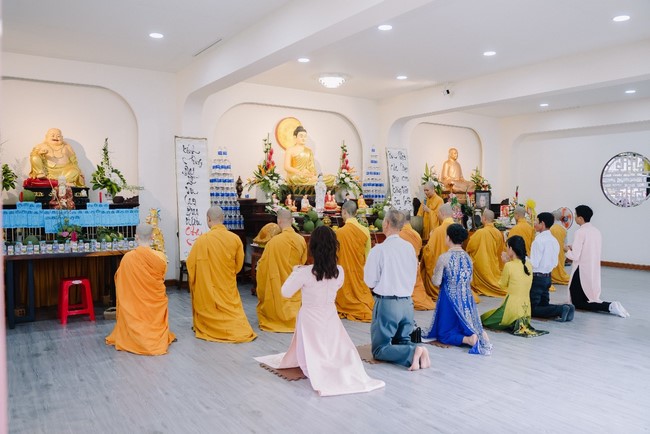 Wedding Ceremony at Nhat Phap pagoda, Dong Nai