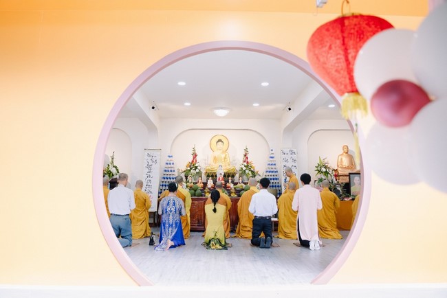 Wedding Ceremony at Nhat Phap pagoda, Dong Nai