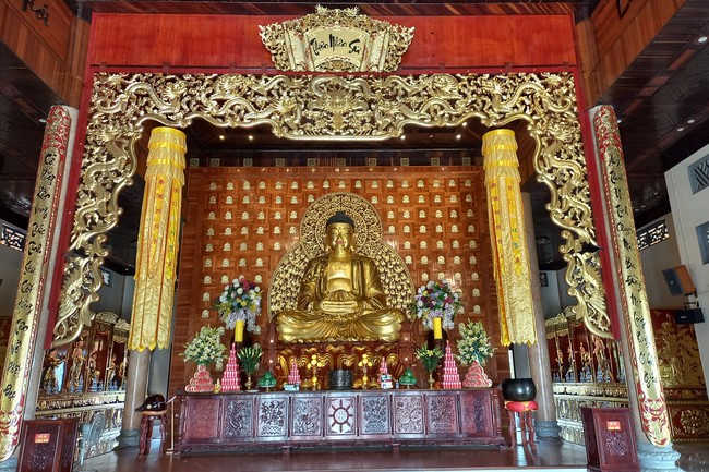 Ban Từ Thiện: Cúng dường các chi nhánh