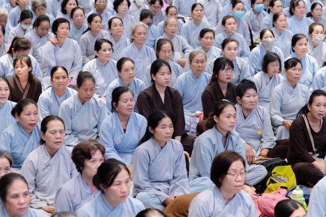 Tu niệm Phật một ngày