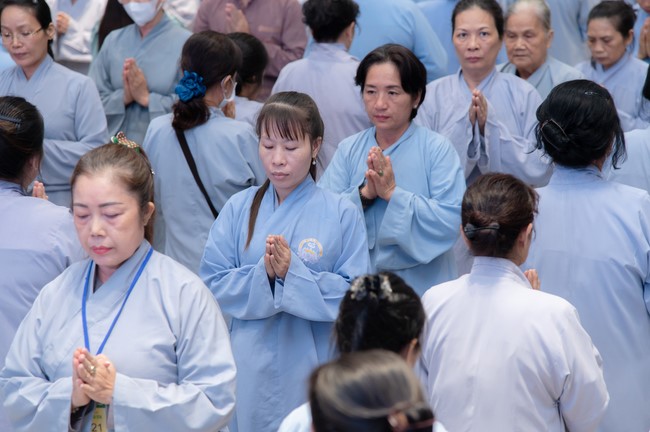 Tu niệm Phật một ngày