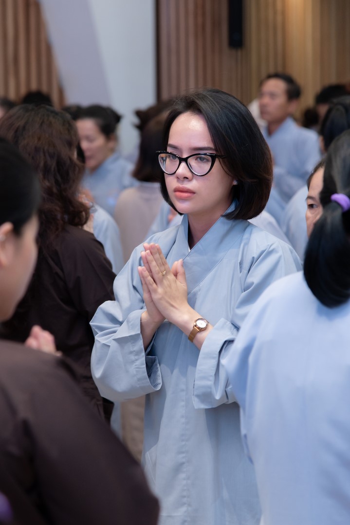 Tu niệm Phật một ngày