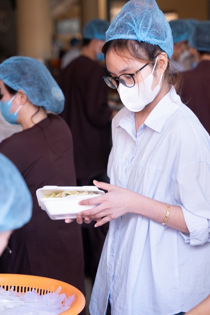 Tu niệm Phật một ngày