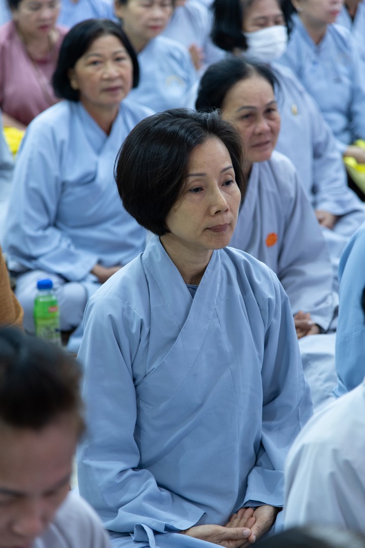 Tu niệm Phật một ngày