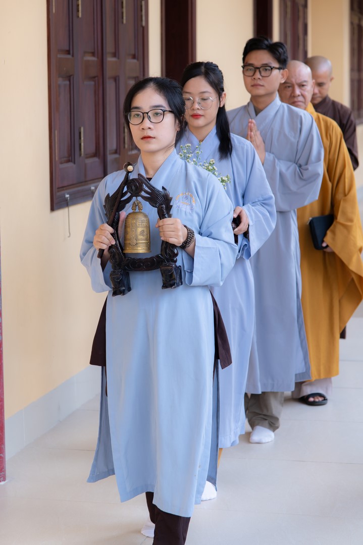 Tu niệm Phật một ngày