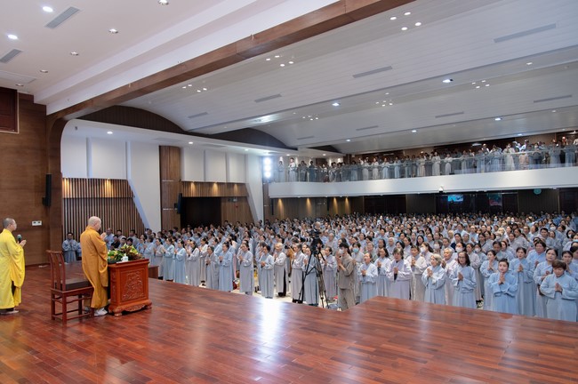 Tu niệm Phật một ngày