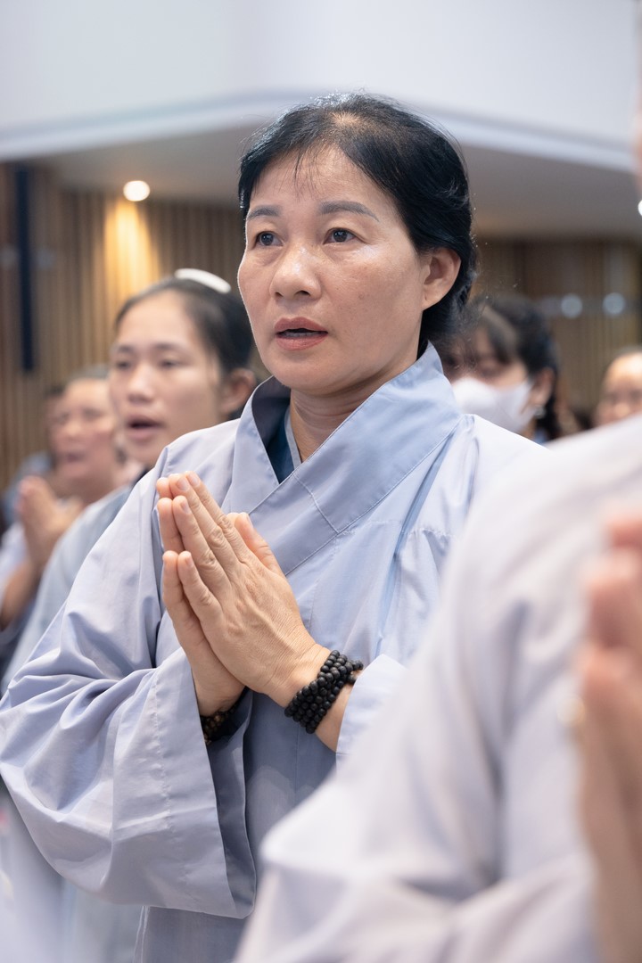 Tu niệm Phật một ngày