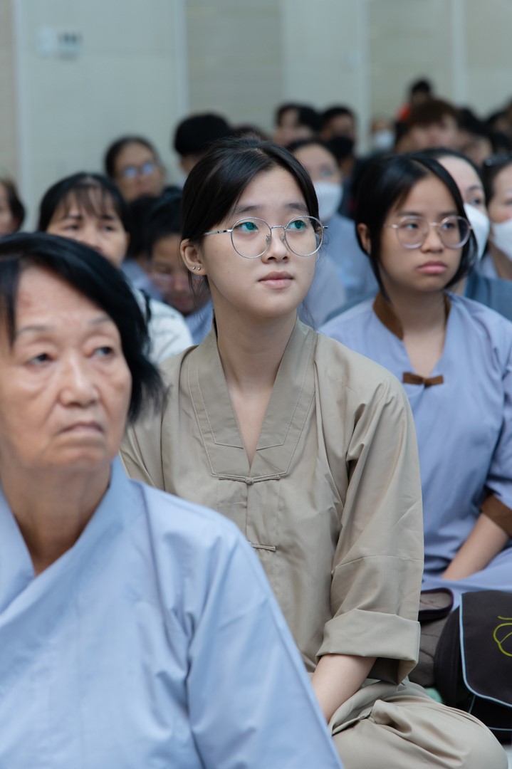 Tu niệm Phật một ngày