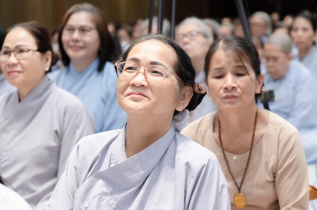 Tu niệm Phật một ngày