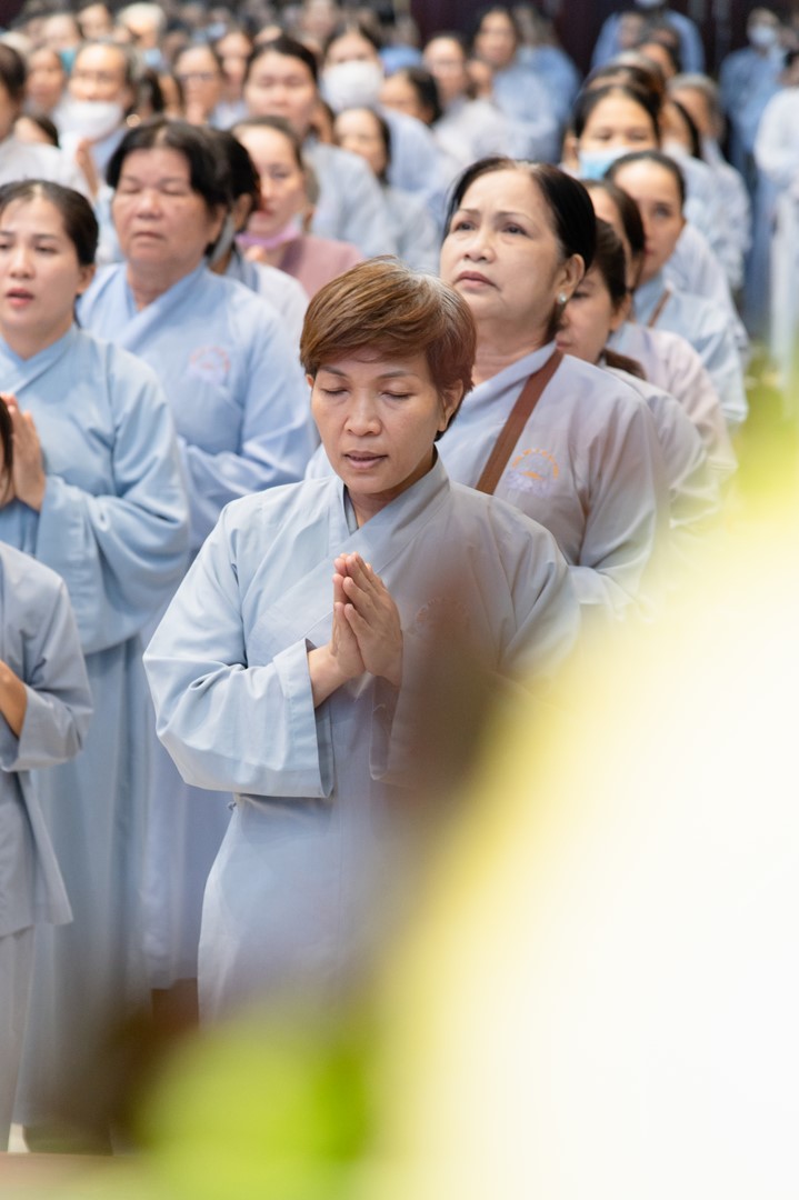 Tu niệm Phật một ngày