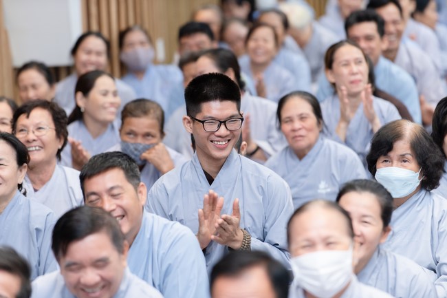 Tu niệm Phật một ngày