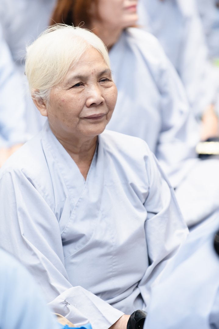 Tu niệm Phật một ngày