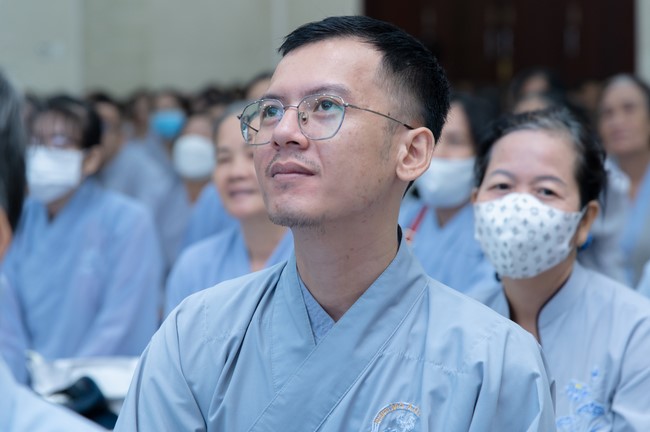 Tu niệm Phật một ngày