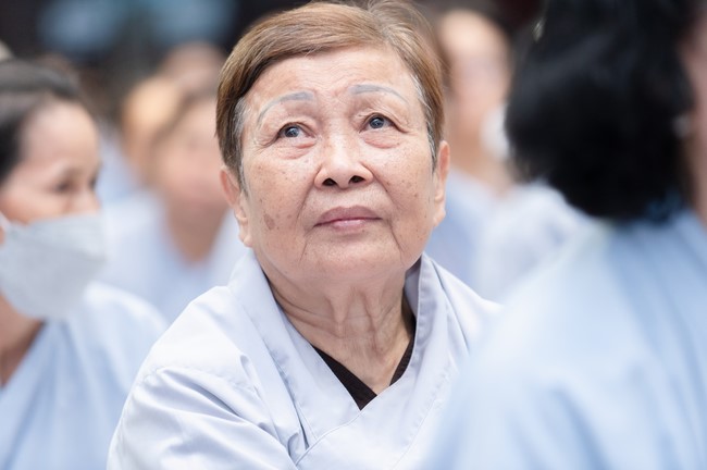 Tu niệm Phật một ngày