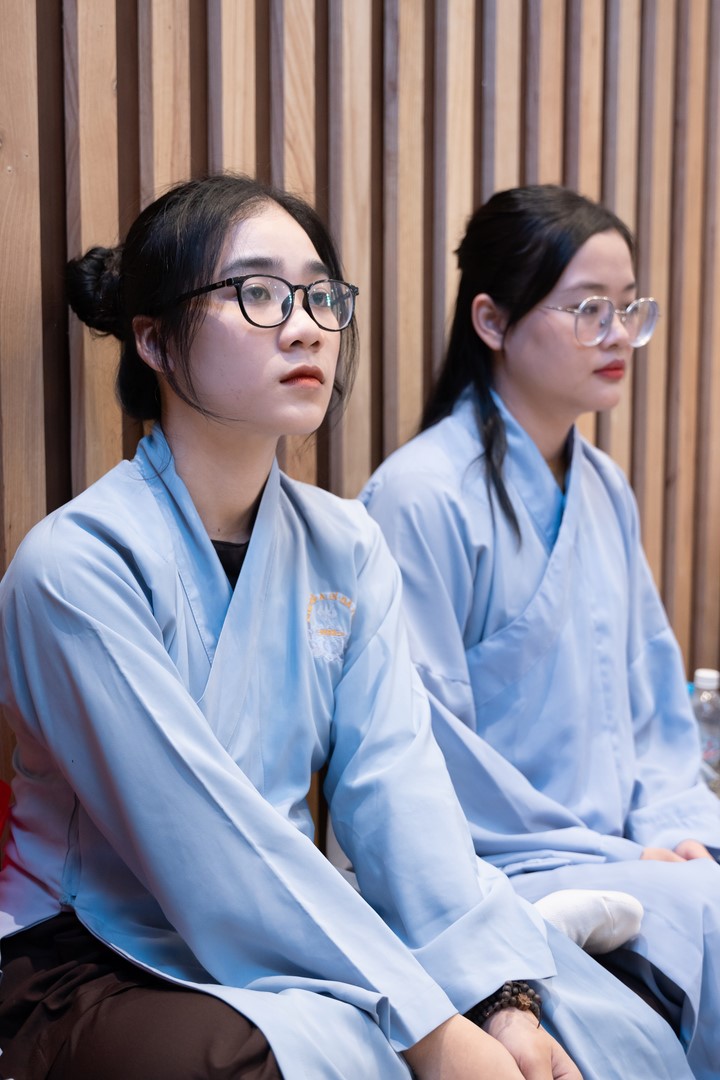 Tu niệm Phật một ngày